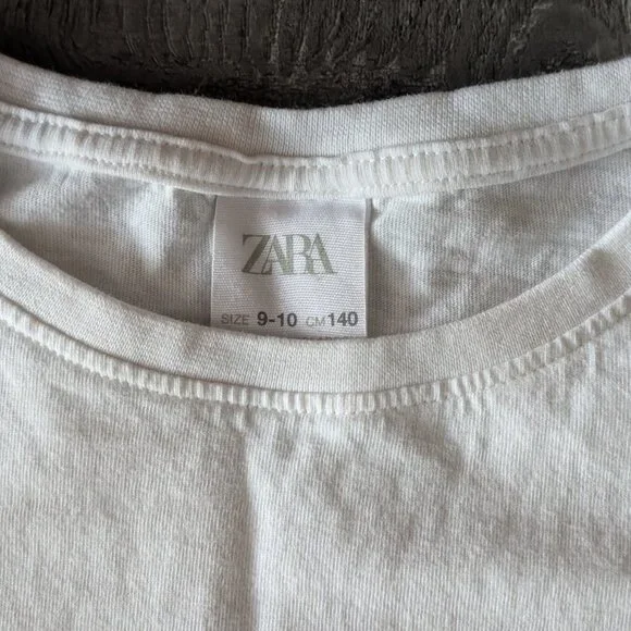5๏ธโฃ Zara, Cropped Muscle Tee, White, Sz 9 - 10 - Picture 2 of 7